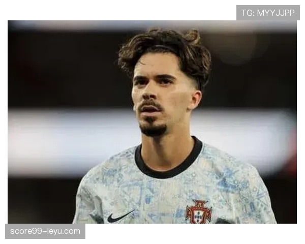 维蒂尼亚：绿茵新星闪耀崛起，未来足坛值得期待